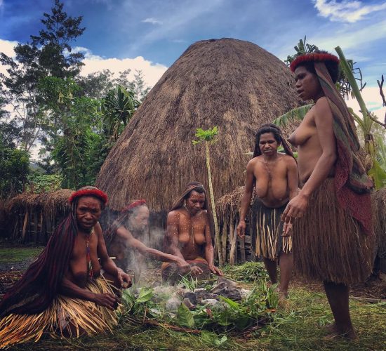 Pig Feast Baliem Valley